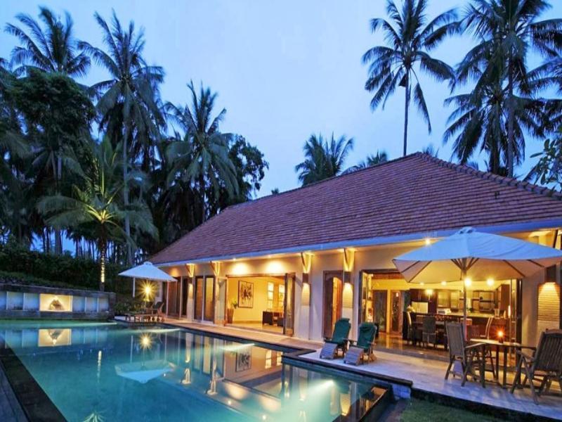 Villa Rumah Pantai Bali Selemadeg  Exterior photo
