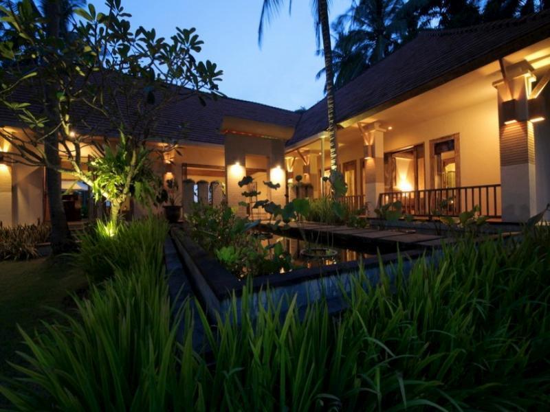 Villa Rumah Pantai Bali Selemadeg  Exterior photo