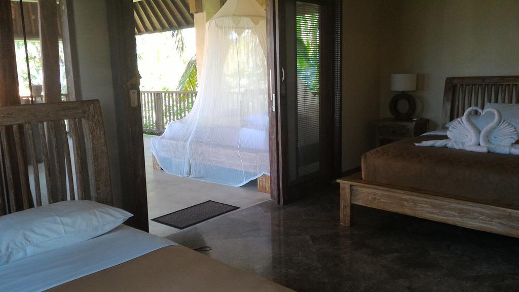 Villa Rumah Pantai Bali Selemadeg  Exterior photo