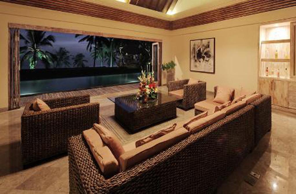 Villa Rumah Pantai Bali Selemadeg  Exterior photo